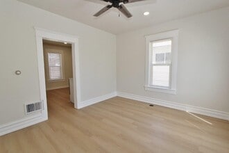 Building Photo - 311 N Commercial Ave