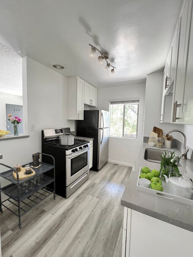 Interior Photo - Citrus Pacific Villas