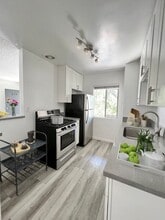 Interior Photo - Citrus Pacific Villas