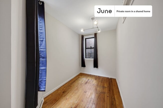 Foto del edificio - Room in Shared 3 bed/1 bath home