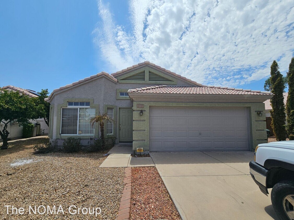 Primary Photo - 3 br, 2 bath House - 158-3423 e paradise ln