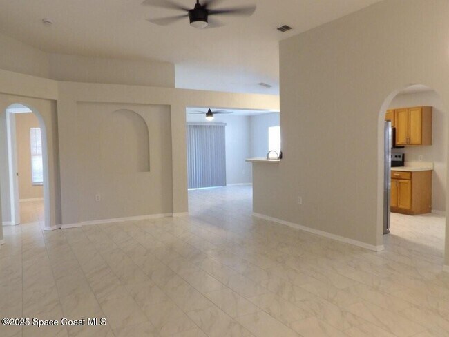 Foto del edificio - 1605 Sawgrass Dr SW