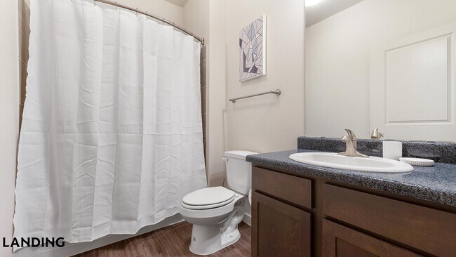 Foto del edificio - 2115 Windsor Blvd