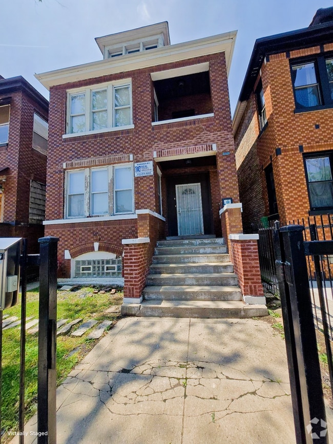 Building Photo - 6838 S Maplewood Ave