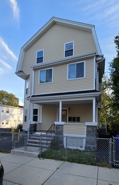 Building Photo - 31 Woodale Ave
