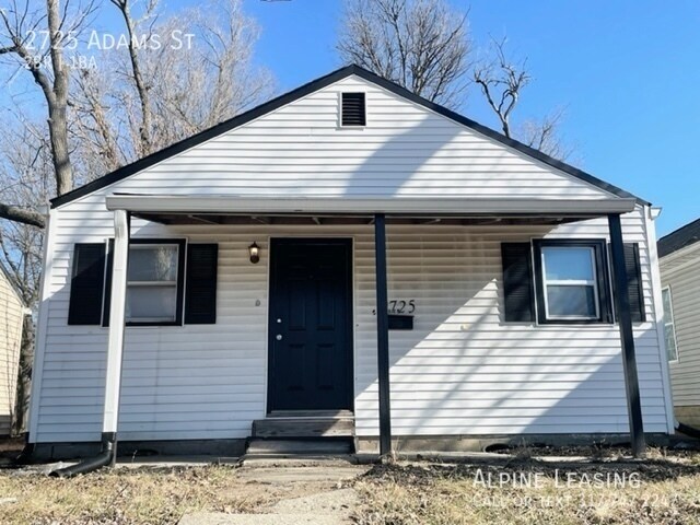 Primary Photo - only a couple of blocks south of popular W...