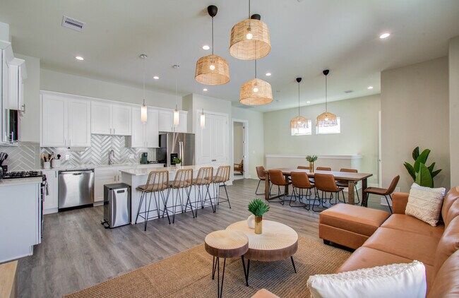 Foto del edificio - 8320 Curry Rd