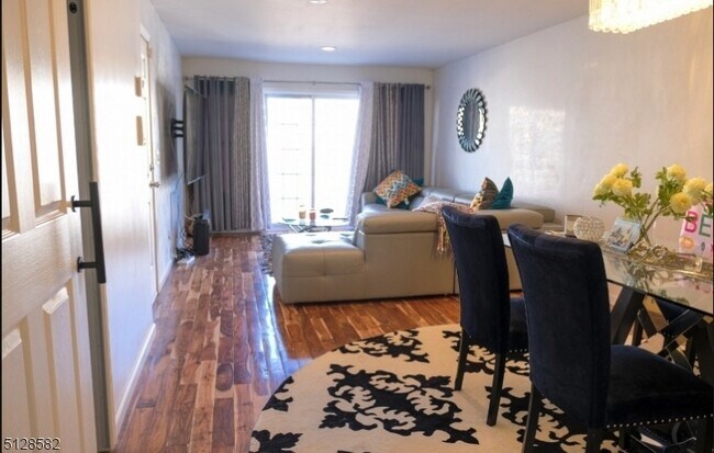 Foto del edificio - 15 Seaview Ave