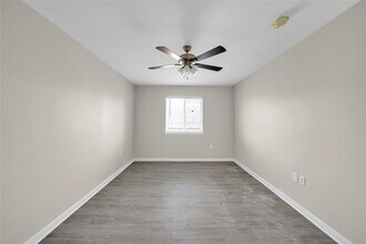 Building Photo - 12619 Ashford Meadow Dr
