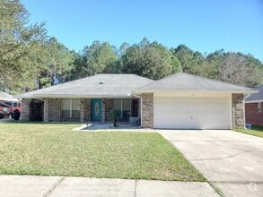 Building Photo - 2149 Pine Tree Ln