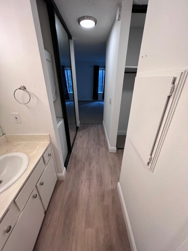 baño - 2077 Washington Avenue