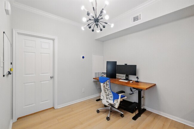 Foto del edificio - 2255 Braeswood Park Dr