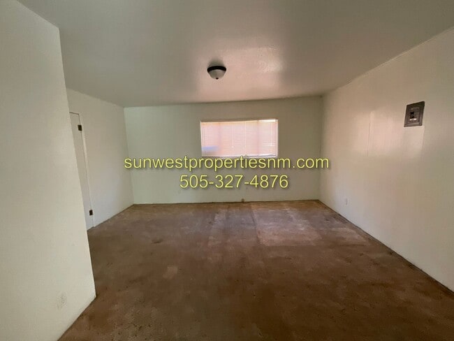 Foto del edificio - 1 Bed 1 Bath Apartment Home-ALL UTILITIES ...