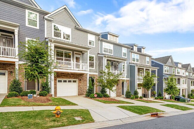 Building Photo - 10252 Glenmere Crk Cir