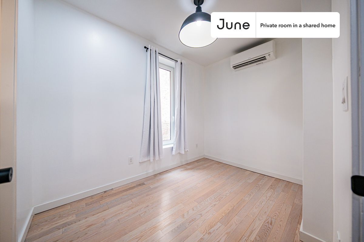 Primary Photo - Room in Shared 4 bed/4 bath home