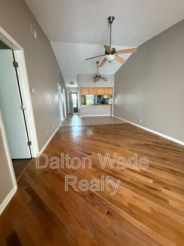 Foto del edificio - 2040 Sunset Grove Ln