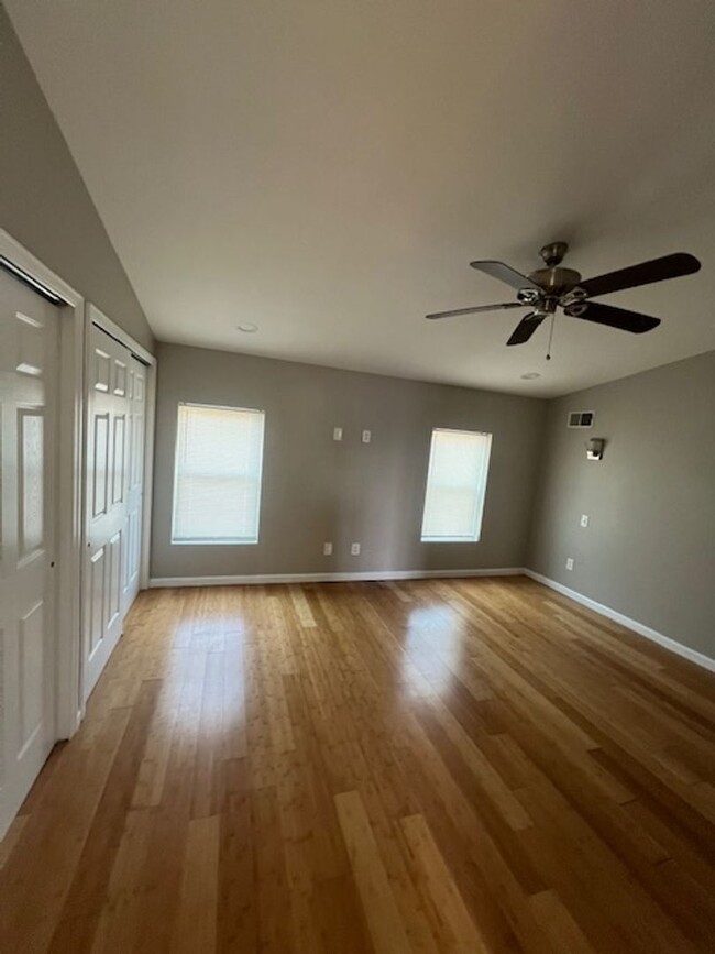 Building Photo - BEAUTIFUL 3BD / 3 BATH HOUSE FOR RENT WITH...