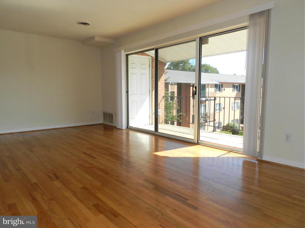 1805 William St Unit 205, Fredericksburg, VA 22401 Room for Rent in Fredericksburg, VA