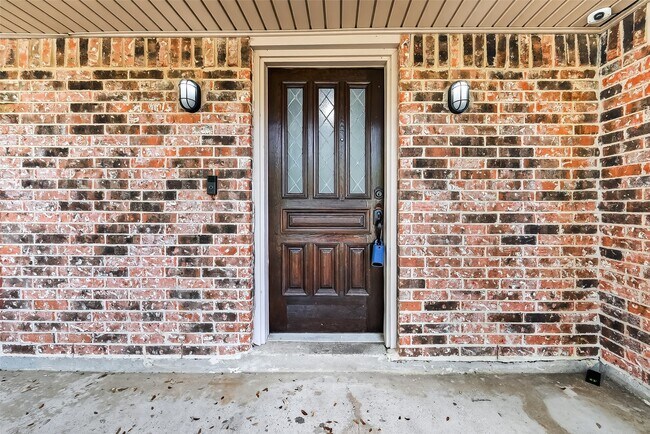 Foto del edificio - 4002 Cedar Ridge Ct