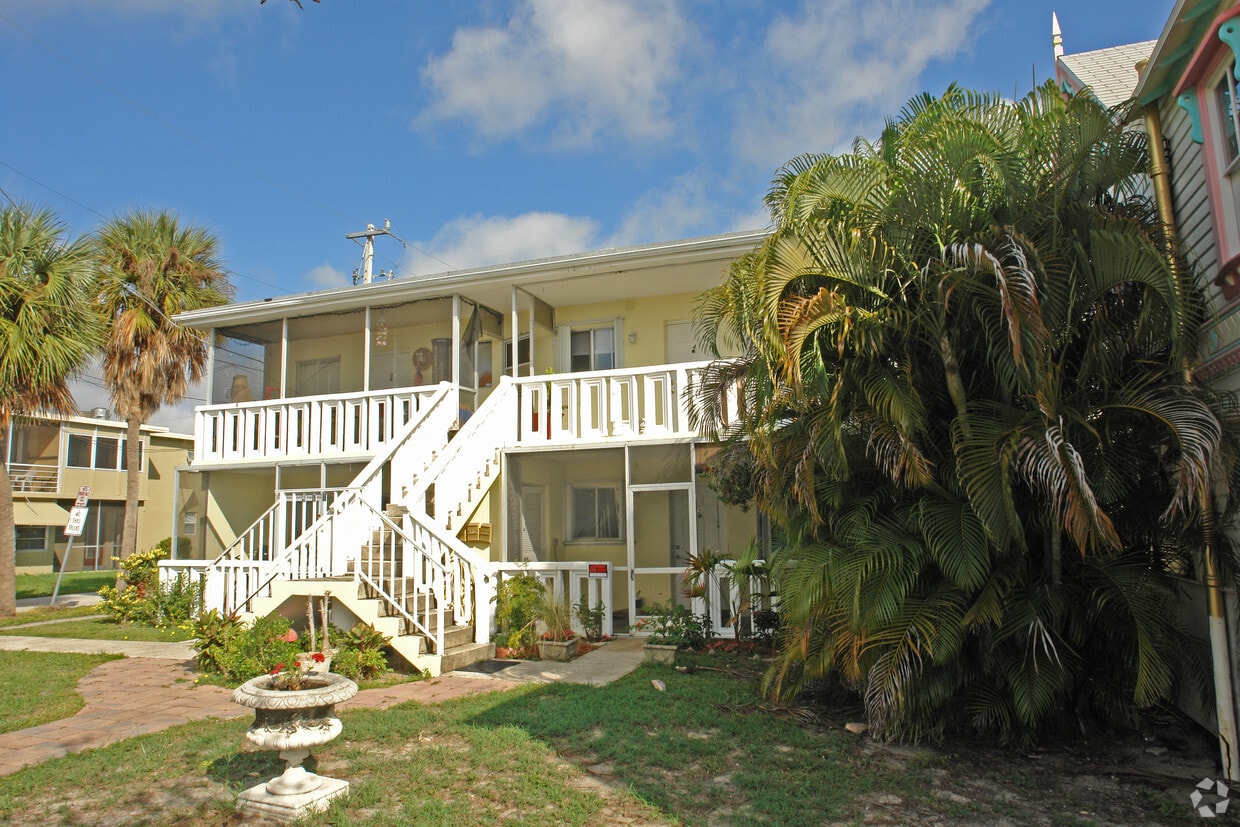 Building Photo - 401 E Ocean Ave