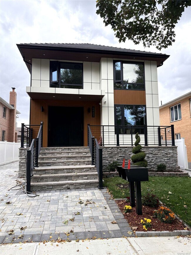 Foto del edificio - 64-42 229th St
