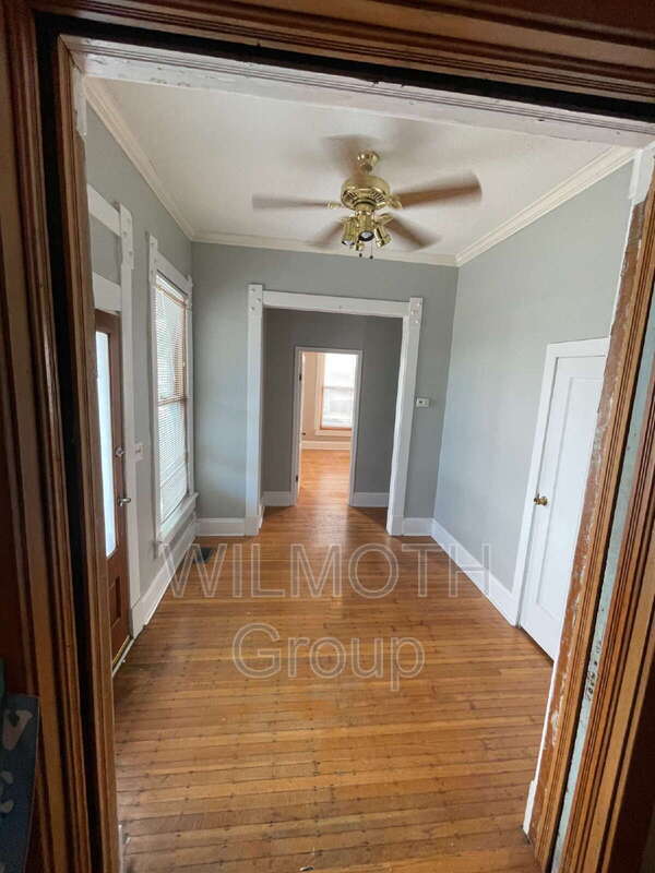 Foto del edificio - 412 E 16th St