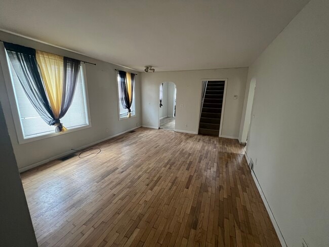 Building Photo - 144 Ohio St