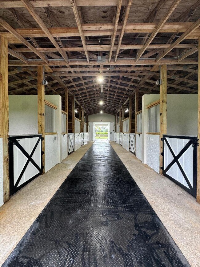Building Photo - 12284 Indian Mound Rd
