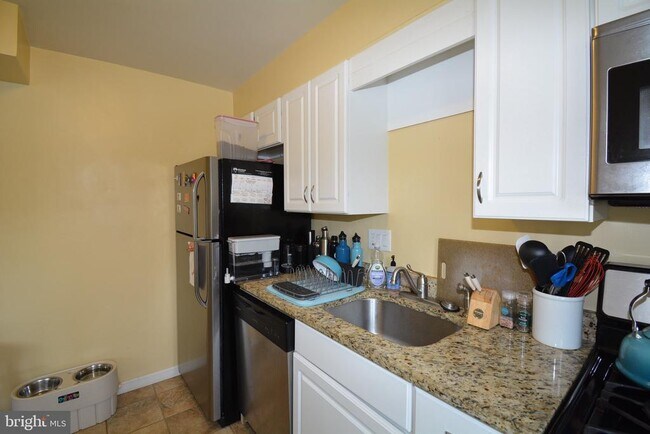 Foto del edificio - 6628 E Wakefield Dr