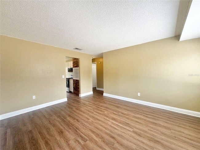 Foto del edificio - 1814 3rd St SE