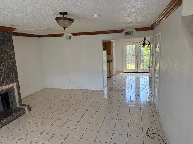 Building Photo - 6598 Coveview Ct