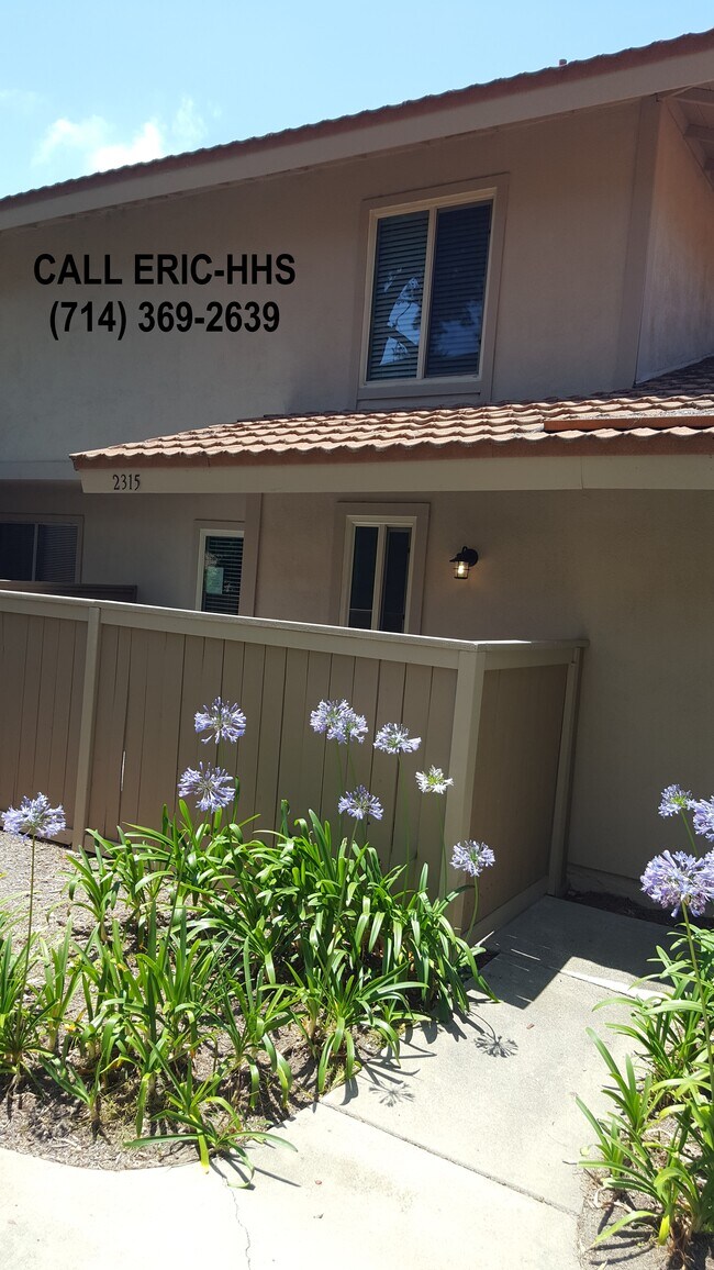 Building Photo - 2315 Fuschia Ln