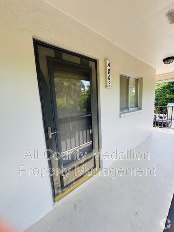 Building Photo - 6731 Winkler Rd