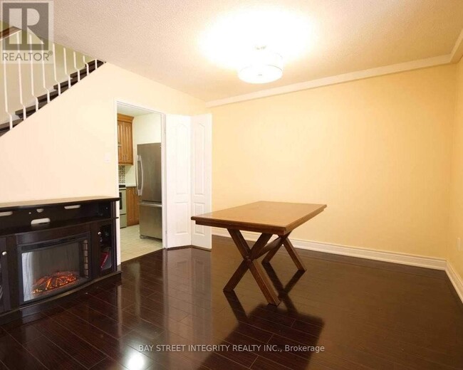 Building Photo - 100-1100 Mornelle Ct