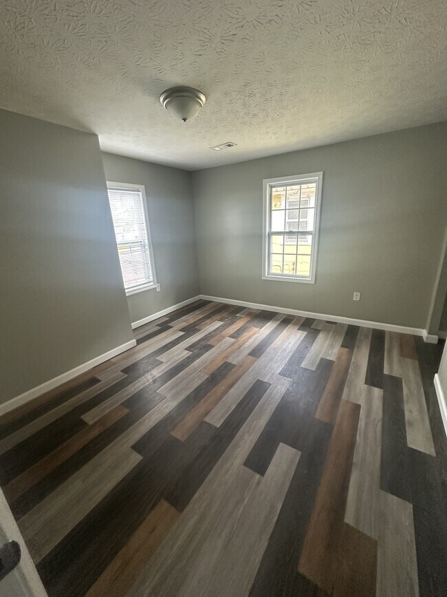 Foto del edificio - 1568 Arlington Ave