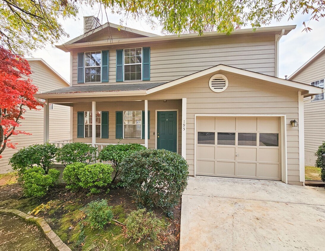 Foto principal - Knoxville 37923 - 3 bed 2.5 bath - call Ry...