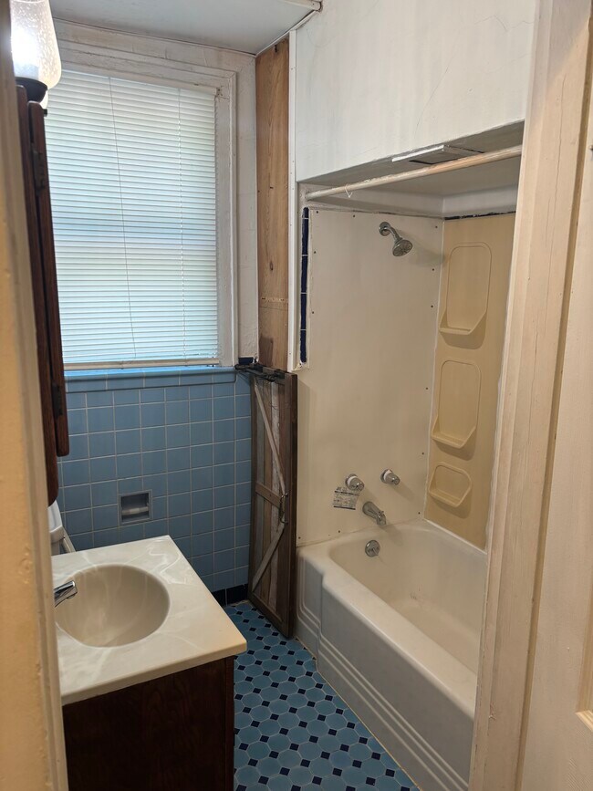 Bathroom - 301 N Pacific St