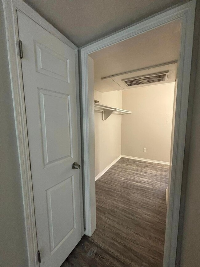Interior Photo - Chelsea Manor is the place for you!