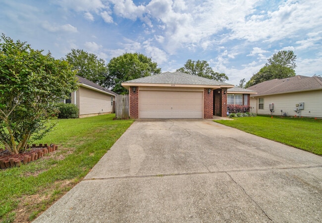 Building Photo - 552 Edith Ln