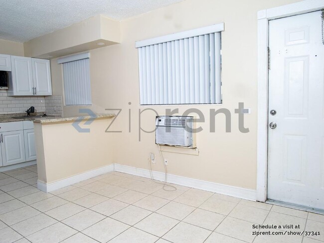 Foto del edificio - 6133 SW 34th St