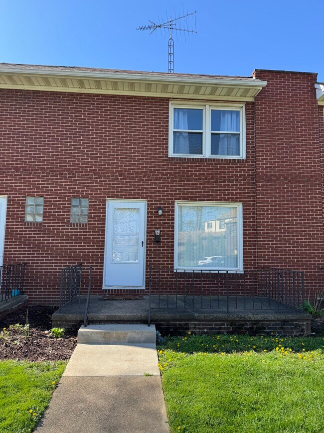 Foto del edificio - 124 Spangler Rd NE