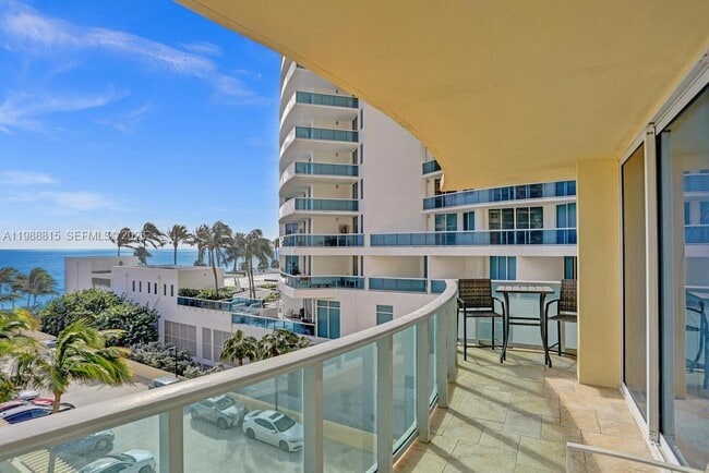 Building Photo - 2501 S Ocean Dr