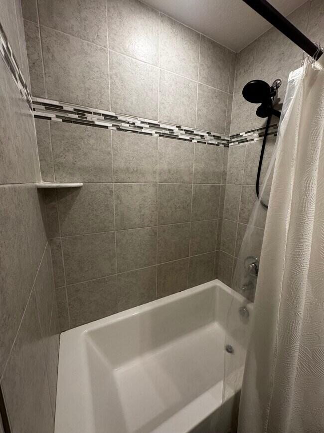 Foto del edificio - 1811 SE Sandia Dr