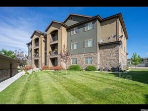 Building Photo - 203 Jordan Ridge Boulevard