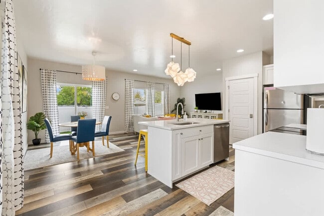 Foto del edificio - 2110 Ison Ct