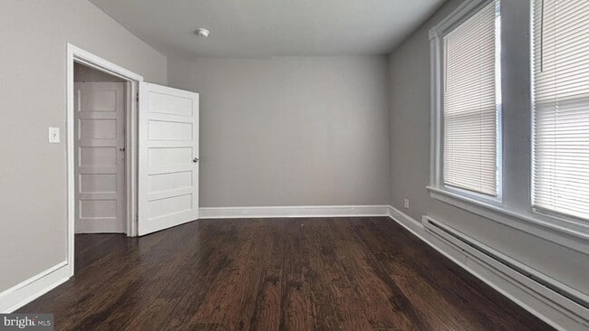 Photo - 1915 W Erie Ave House