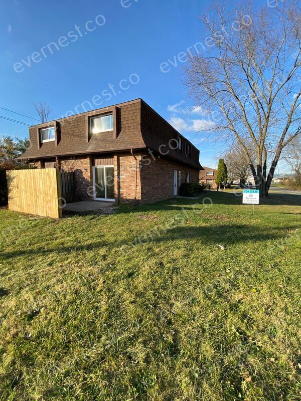 Building Photo - 2759 Wedge St