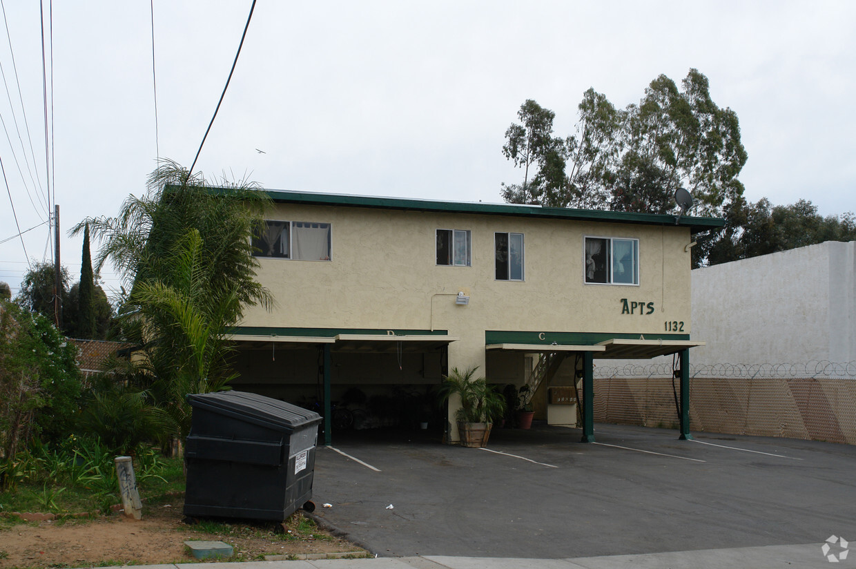 Foto del edificio - 1132 S Vine St