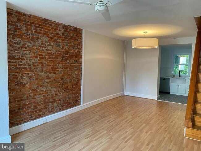 Foto del edificio - 3360 Frederick St