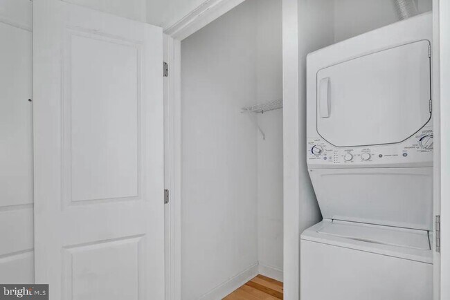 Foto del edificio - 1311 Spruce St